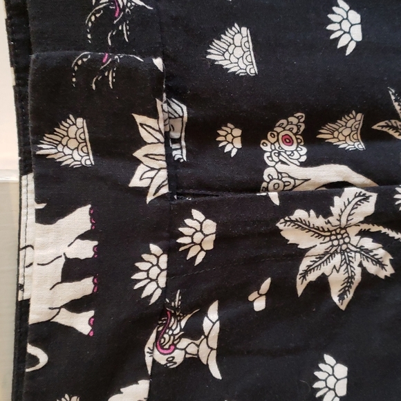 Ann Taylor Loft Riviera Short - Picture 3 of 6